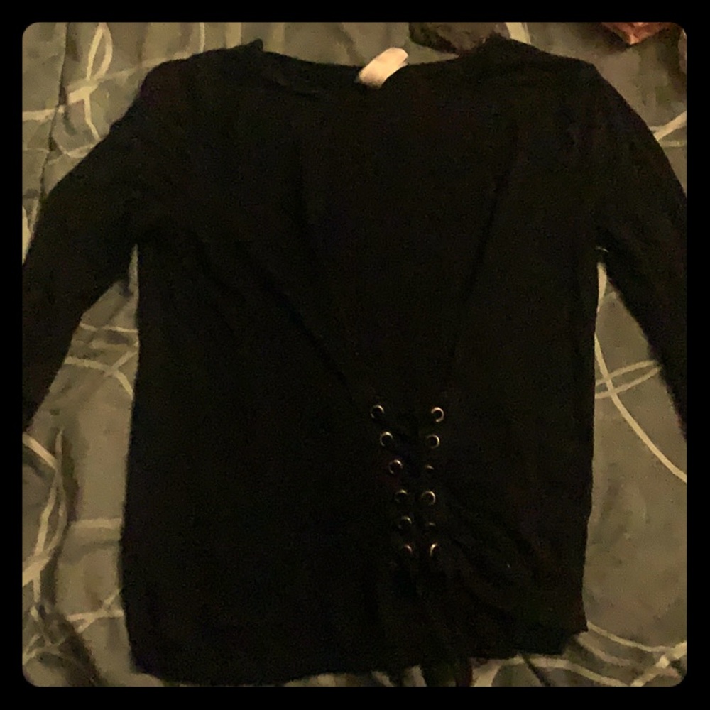 Black shirt